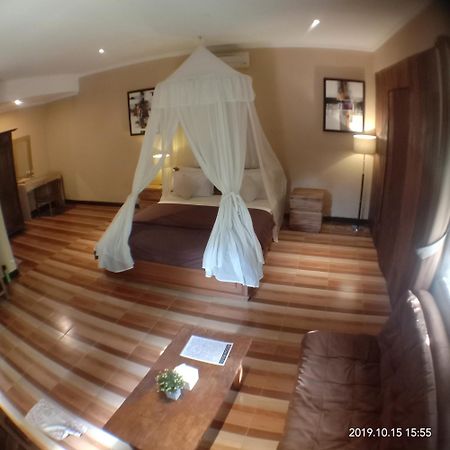 Joglo Villa Bali Penatih エクステリア 写真