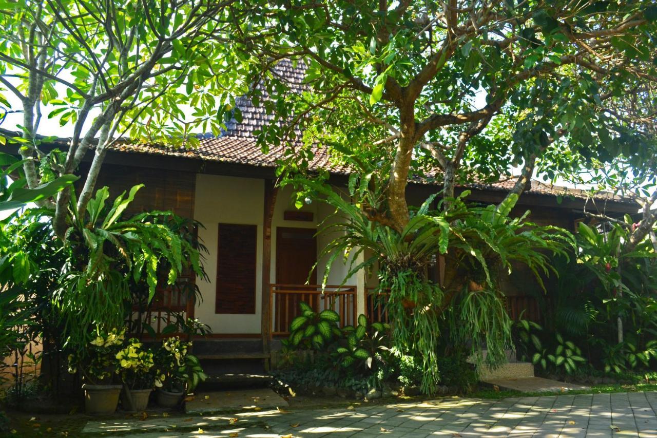 Joglo Villa Bali Penatih エクステリア 写真