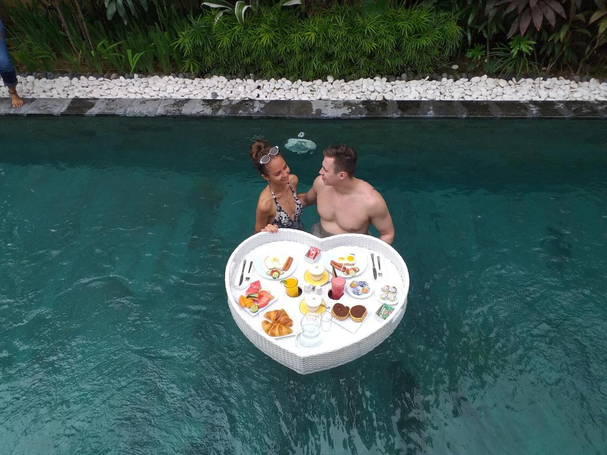 Joglo Villa Bali Penatih エクステリア 写真
