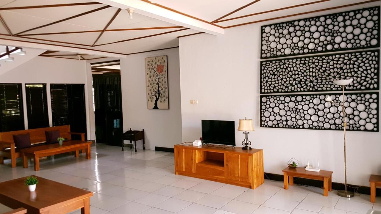 Joglo Villa Bali Penatih エクステリア 写真